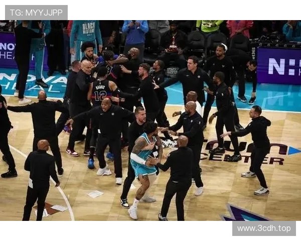 ✅体育直播🏆世界杯直播🏀NBA直播⚽- 一男子身着疑似辅警制服欲殴打铁骑队员 东莞警方通报- sports ✅体育直播🏆世界杯直播🏀NBA直播⚽- 一男子身着疑似辅警制服欲殴打铁骑队员 东莞警方通报- sports